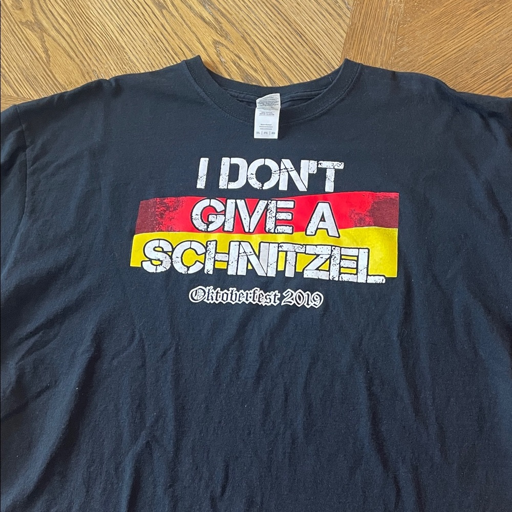 Gildan Black 'I Don't Give a Schnitzel' Men's Tee